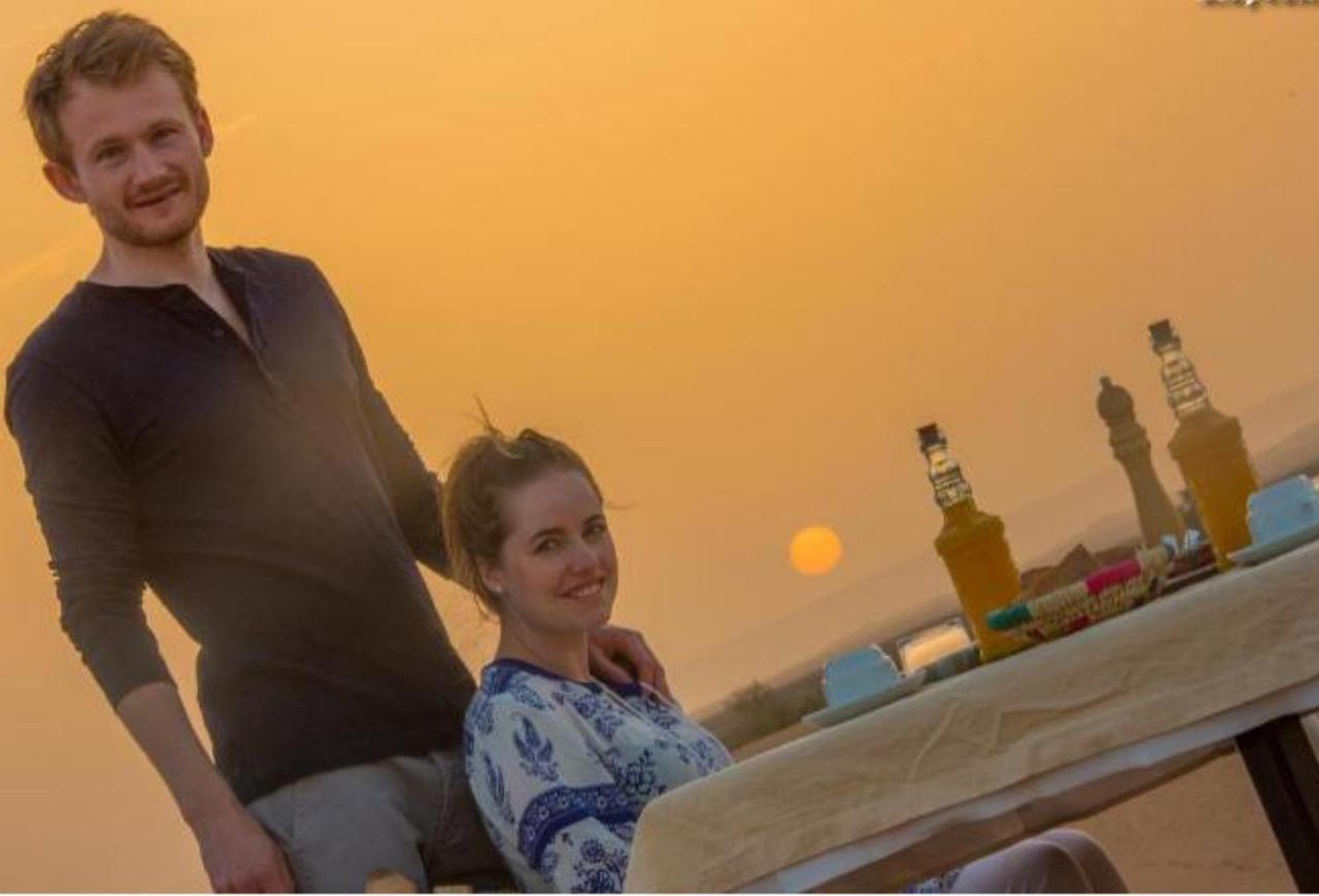Roses Desert Camp Merzouga Ngoại thất bức ảnh