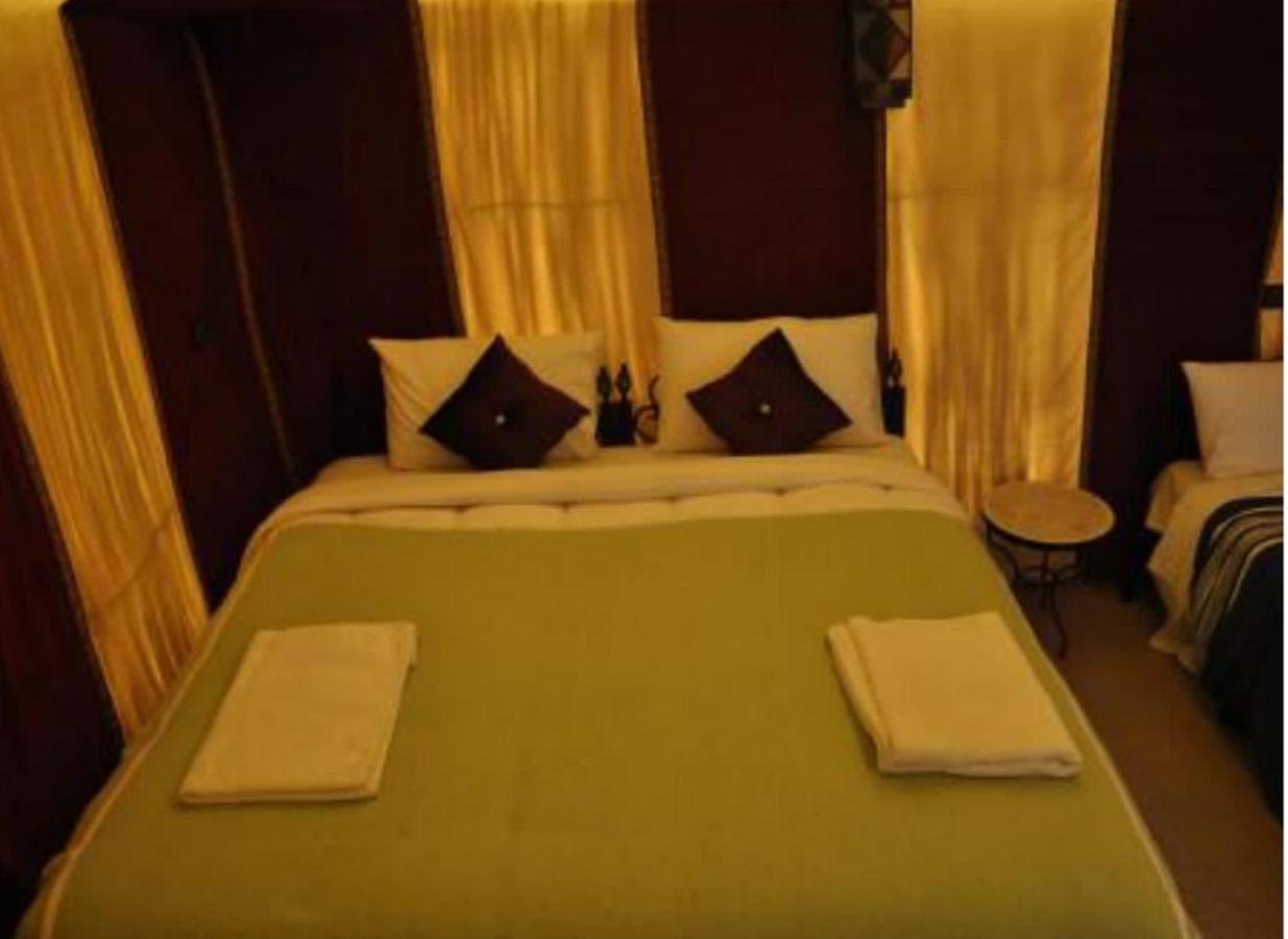 Roses Desert Camp Merzouga Ngoại thất bức ảnh