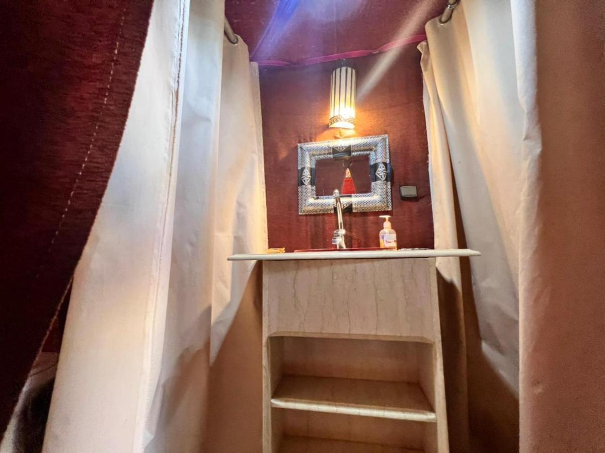 Roses Desert Camp Merzouga Ngoại thất bức ảnh