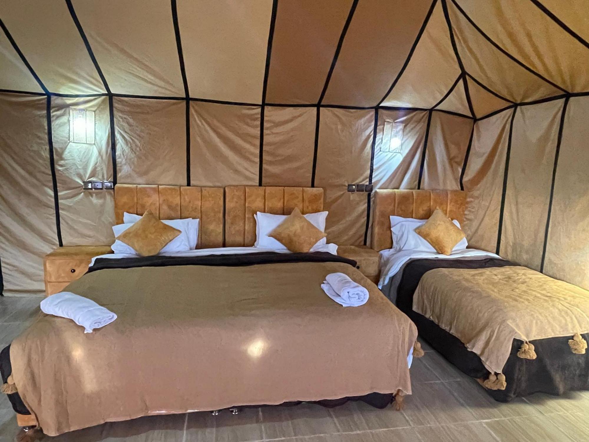 Roses Desert Camp Merzouga Ngoại thất bức ảnh